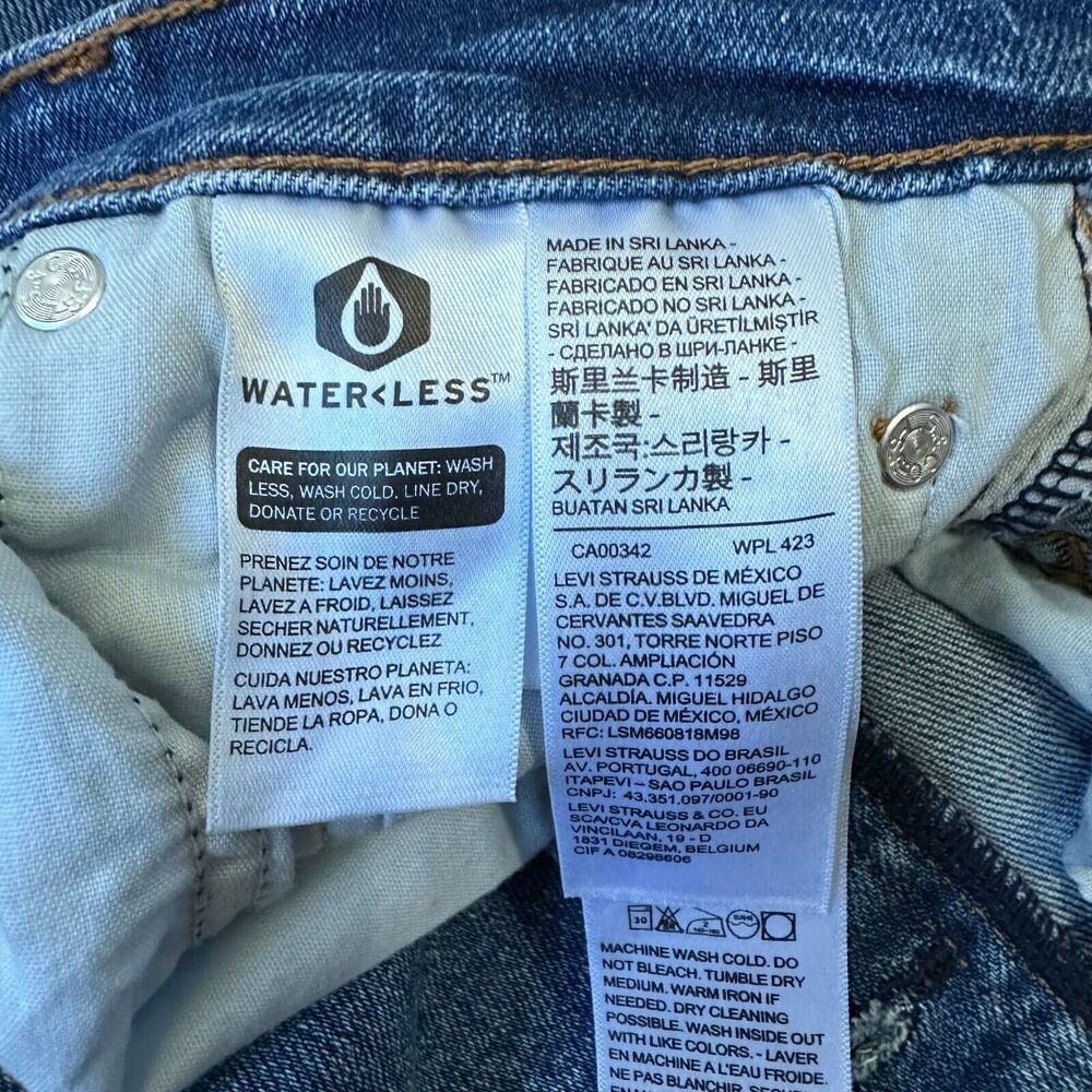 LEVI'S Wedgie Straight Jeans Blue Cropped Cut-Off High Rise Button Fly - Picture 9 of 14